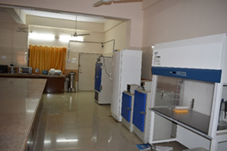 Fish Health Management Laboratory