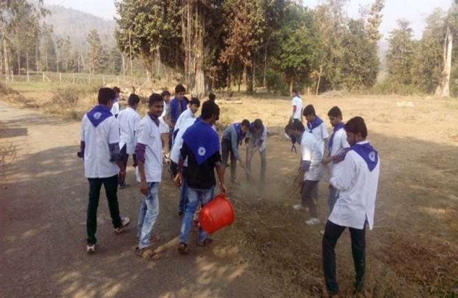 Cleaning event at botanical garden and gira waterfall as a part of NSS special camp