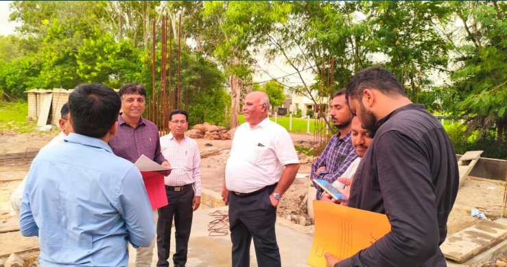 Visit of Hon’ble Vice Chancellor and Team to Construction Sites at Junagadh.