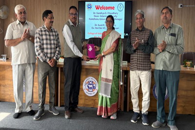 Dean, Veterinary Science Faculty, visited College of Veterinary Science & AH, Kamdhenu University, Sardarkrushinagar.