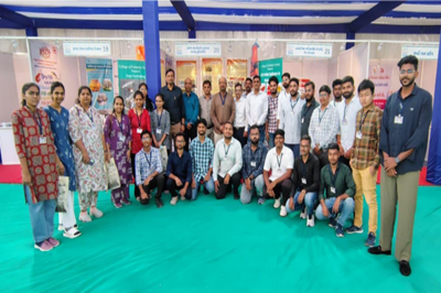 જીલ્લા કક્ષાની વાયબ્રન્ટ ગુજરાત રીજીઓનલ કોન્ફરન્સ અને પ્રદર્શનમાં કોલેજ ઓફ ફિશરીઝ સાયન્સ, વેરાવળ દ્વારા ભાગ લેવામાં આવેલ