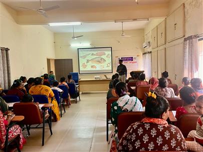 મત્સ્ય સંશોધન અને તાલીમ કેન્દ્ર, મહુવા ખાતે મહિલા માછીમારો માટે “માછલી આધારિત વાનગીઓમાં નવીનતા” વિષય પર વ્યવસાયલક્ષી સેમીનાર યોજાયો