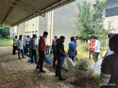 “Cleanliness Drive” under Swatch Bharat Mission by College of Veterinary Science & A.H, Kamdhenu University, Sardarkrushinagar