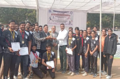 Students of Veterinary College, Junagadh bagged Runners-up trophy during inter- collegiate Athletics Events-2025 held at Sardarkrushinagar during 17-18 January, 2025